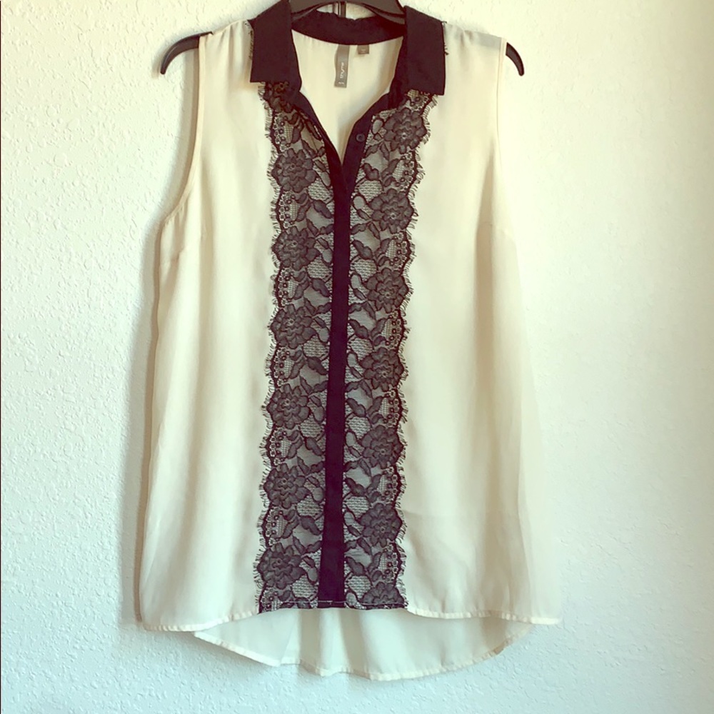 Thyme maternity blouse. Size M